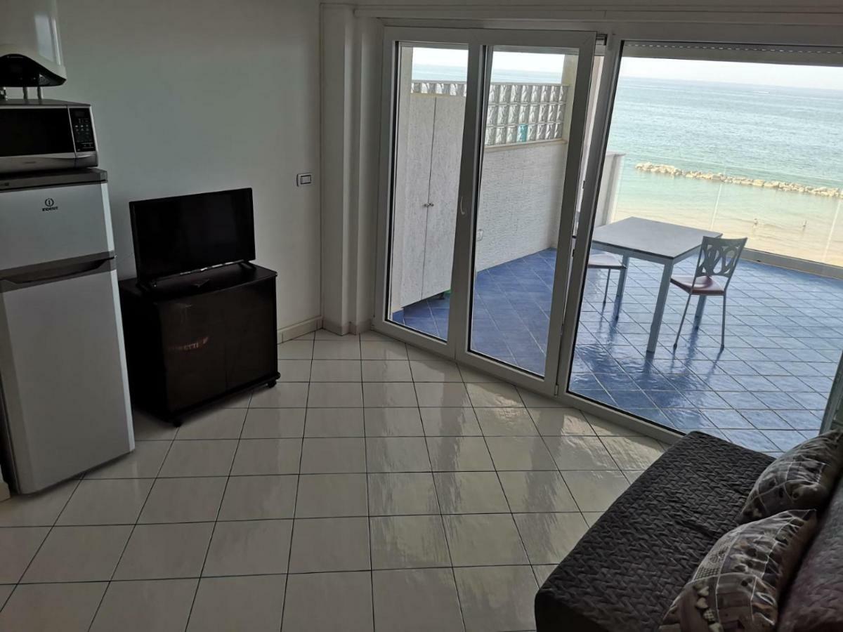 تيرمولي Apartment Sea View المظهر الخارجي الصورة
